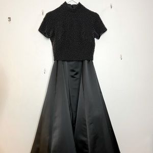 VIE by Victoria Royal 2 piece gown beaded top black vintage